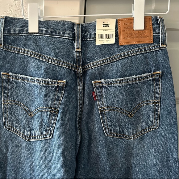 NWT Levi’s 80’s Mom Jeans - Picture 6 of 7